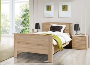 Lit en bois LÉONA avec sommier et matelas en mousse froide beschikbaar voor biedingen