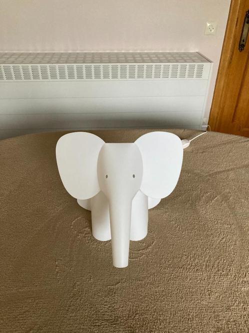 Lachtlampje olifant, merk : ZzzooLight, Kinderen en Baby's, Kinderkamer | Inrichting en Decoratie, Zo goed als nieuw, Lamp, Ophalen of Verzenden