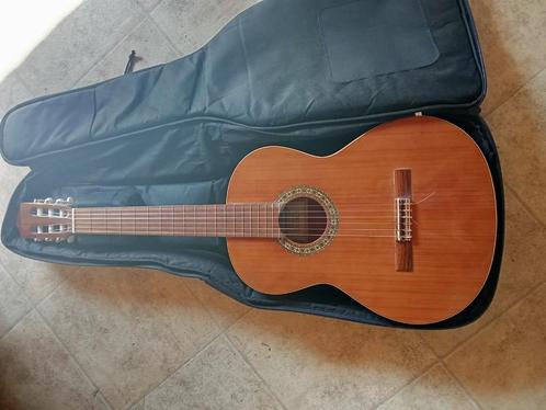 Cuenca 20 met gevoerde zak, Muziek en Instrumenten, Snaarinstrumenten | Gitaren | Akoestisch, Gebruikt, Klassieke of Spaanse gitaar
