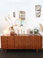 Vintage sideboard / dressoir teak zwarte greepjes, Huis en Inrichting, Kasten | Dressoirs, Ophalen, Gebruikt, Vintage