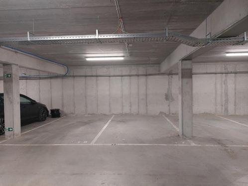 Ondergrondse parkeerplaats te huur, Immo, Garages en Parkeerplaatsen, Gent