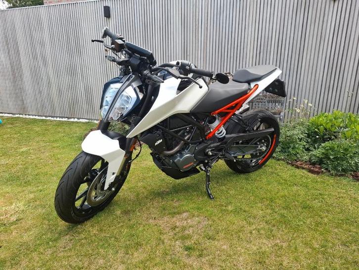 ktm duke 125cc, Motoren, Motoren | KTM, Particulier, Naked bike, Sportuitlaat, Ophalen of Verzenden
