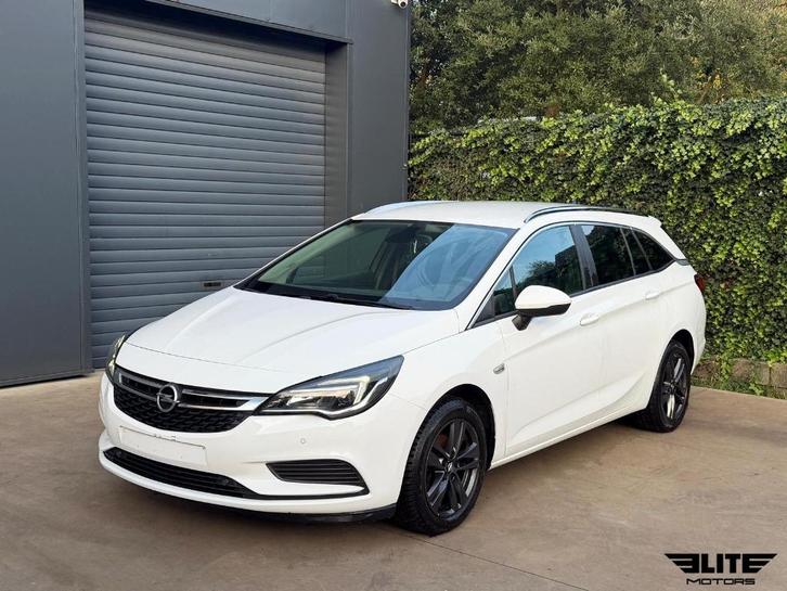 Opel Astra Sports Tourer LED / Carplay / PDC/ 12 M garantie, Auto's, Opel, Bedrijf, Te koop, Astra, ABS, Airbags, Airconditioning