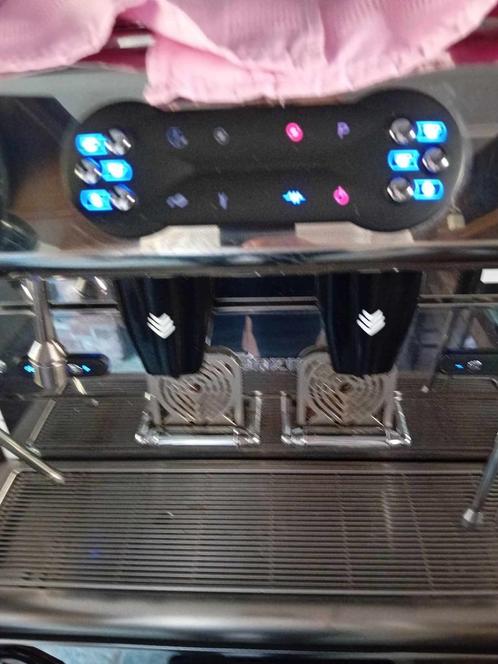 rombouts prof. koffiemachine via nova ii, perfecte staat, Zakelijke goederen, Horeca | Keukenapparatuur, Koffie en Espresso, Gebruikt