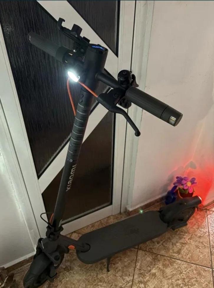 Xiaomi Elite 5 elektrische scooter, Fietsen en Brommers, Steps, Zo goed als nieuw, Ophalen