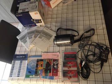 sony videocamera met cassette, Lampe intégrée, Caméra, Comme neuf, Sony