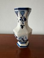 Delfts blauw vaas, Antiek en Kunst, Ophalen of Verzenden