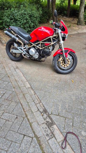 Ducati monster 900 van 2005  12000km  beschikbaar voor biedingen