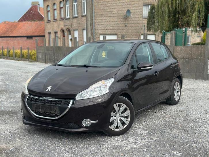 Peugeot 208/1.4/benzine/met keuring voor verkoop, Auto's, Peugeot, Bedrijf, Benzine, Ophalen