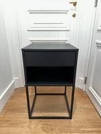 Table de chevet IKEA VIKHAMMER, Huis en Inrichting, Slaapkamer | Nachtkastjes, Ophalen, Zo goed als nieuw