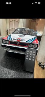 Lancia delta 1/8 hachette collection, Hobby & Loisirs créatifs, Enlèvement ou Envoi, Neuf, 1:5 à 1:8, Voiture