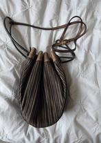 Delvaux vintage bruin leder tasje met riem, Huis en Inrichting, Lampen | Wandlampen, Verzenden