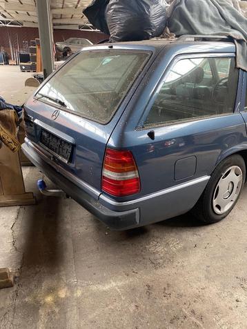 Mercedes 220 TE Kombi Oldtimer 12/92, Auto's, Mercedes-Benz, Euro 2, 110 kW, 4 cilinders, Blauw
