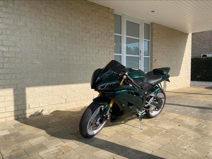 Yamaha r6 custom 25.000km 2005, Motoren, Motoren | Yamaha, Particulier, Sport, Motorrijbewijs A, Handvatverwarming, Ophalen