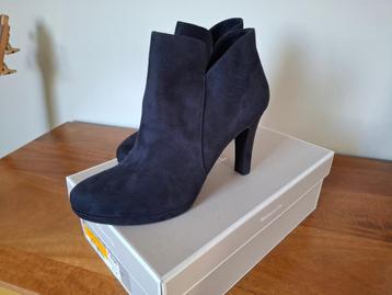 tamaris botjes 40 blauw (nieuw) beschikbaar voor biedingen