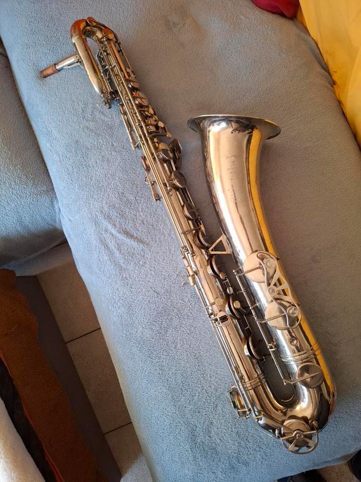 Besson baritonsaxofoon jaren '50, Musique & Instruments, Instruments à vent | Saxophones, Utilisé, Bariton, Enlèvement