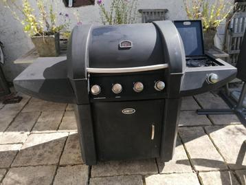 Boretti barbecue beschikbaar voor biedingen