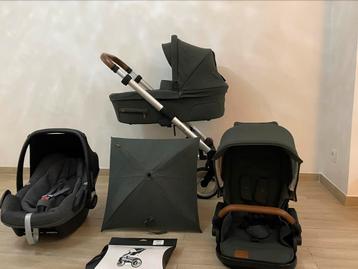 Mutsy Nio -4 Wiel Kinderwagen - Green khaki 3-in-1 Complete beschikbaar voor biedingen