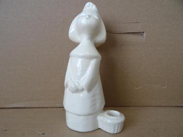 Antiek porseleinen beeld beeldje 16cm met kandelaar 1887  beschikbaar voor biedingen