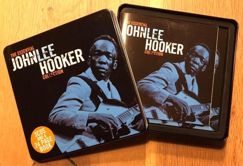 JOHN LEE HOOKER - The essential collection (3CD box; tin can, CD & DVD, CD | Jazz & Blues, Comme neuf, Blues, 1960 à 1980, Enlèvement ou Envoi