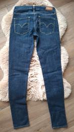 Levi's demi curve skinny, Kleding | Dames, Spijkerbroeken en Jeans, Levis, Ophalen of Verzenden, Zo goed als nieuw
