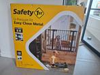 Safety 1st U pressure fit easy close metal zwart, Kinderen en Baby's, Traphekjes, Ophalen, Zo goed als nieuw