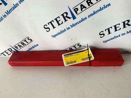 Gevarendriehoek van een Mercedes E-Klasse, Auto-onderdelen, Overige Auto-onderdelen, Mercedes-Benz, Gebruikt, 3 maanden garantie