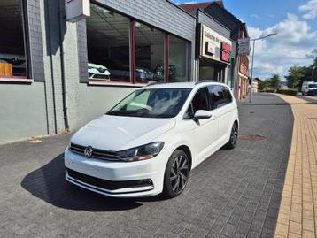 Volkswagen Touran 2.0 TDi HIGHLINE DSG 7-ZIT 1 JAAR GARANTIE beschikbaar voor biedingen