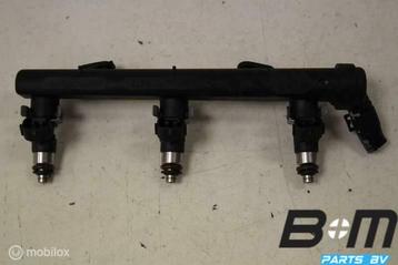 Brandstofrail met injectoren Volkswagen Up! Cross 04C133313N beschikbaar voor biedingen