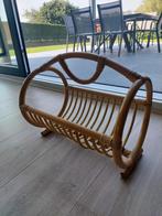VINTAGE krantenhouder, bamboe en rotan. Uitstekende conditie, Huis en Inrichting, Ophalen of Verzenden, Zo goed als nieuw