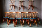 Grand lot de 20 chaises scandinaves en bois anciennes série, Ophalen