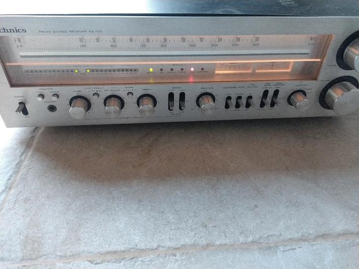 Technics SA-700, Audio, Tv en Foto, Versterkers en Ontvangers, Gebruikt, Stereo, 120 watt of meer, Overige merken, Ophalen