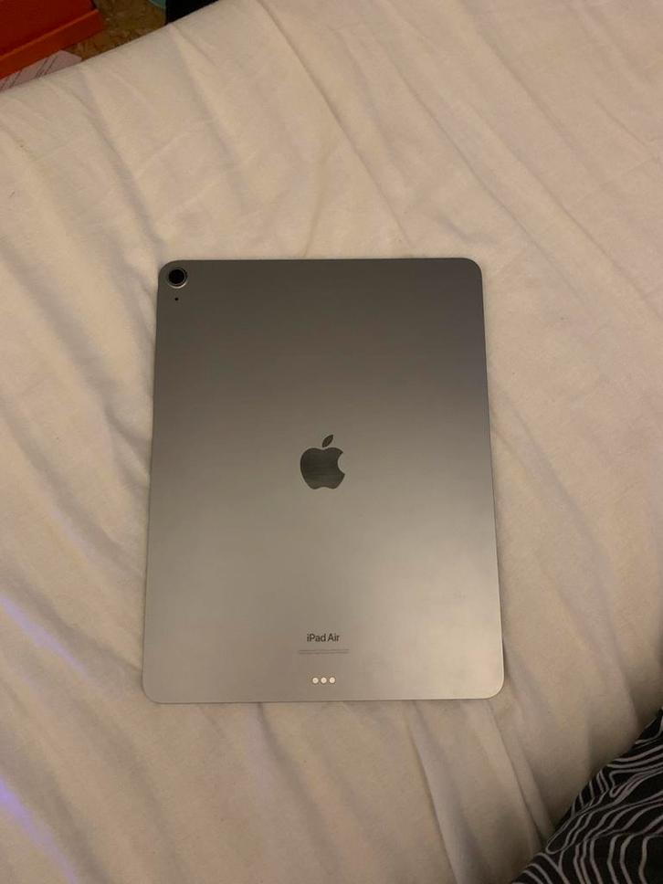 Ipad air 13 pouces M2, Computers en Software, Apple iPads, Zo goed als nieuw, Apple iPad Air, Wi-Fi, 13 inch of meer, 256 GB, Grijs