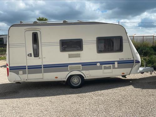 Caravan Hobby met mover en voortent, fietsenrek, Caravans en Kamperen, Caravans, Bedrijf, tot en met 4, Hobby, Fietsenrek, Hordeur