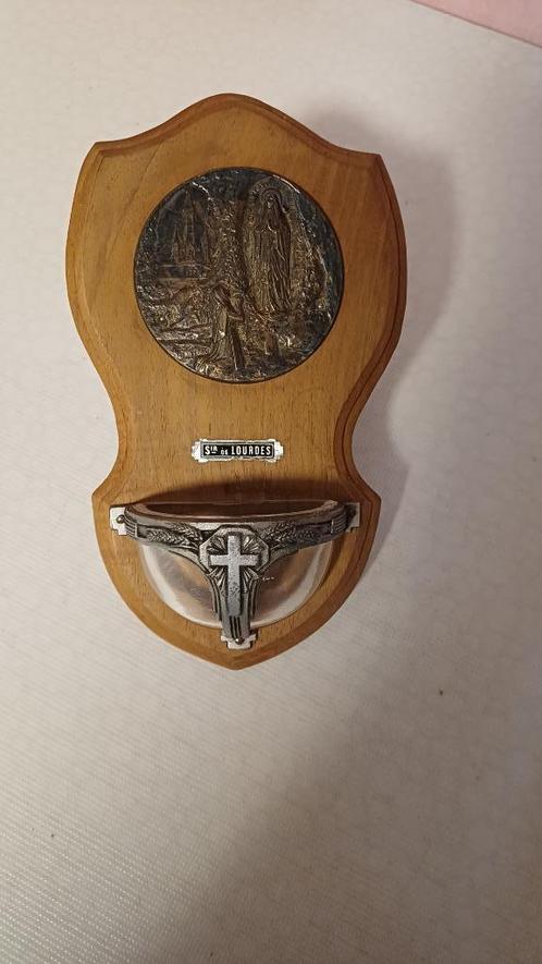 Eeuwenoud wijwatervat, Antiek en Kunst, Antiek | Religieuze voorwerpen, Ophalen of Verzenden
