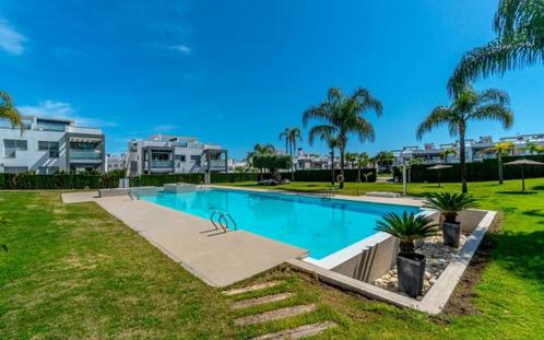 Moderne bovenwoning te koop in  Punta Prima, Torrevieja...., Immo, Buitenland, Spanje, Appartement, Overige