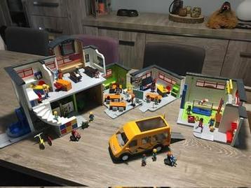 Groot lot playmobil: versch. sets school- zwembad- kermis, Enlèvement, Comme neuf