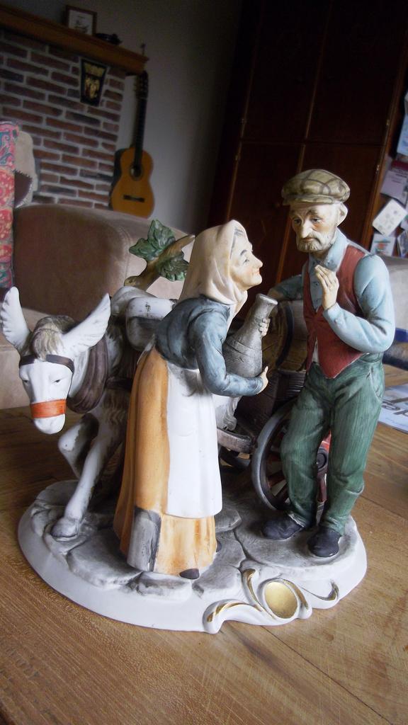 Statue de fermier, fermier et âne, Collections, Statues & Figurines, Comme neuf, Animal, Enlèvement ou Envoi