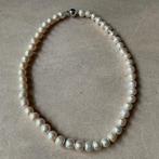 Klassieke handgeknoopte ketting van barok zoetwaterparels, Verzenden, Zo goed als nieuw, Wit