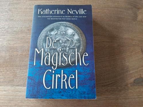 Katherine Neville - De magische cirkel, Boeken, Thrillers, Zo goed als nieuw, Ophalen