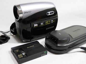 Samsung VP-D381/EDC MiniDV, accu, adapter, digitaliseren beschikbaar voor biedingen