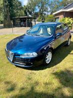 Alfa Romeo 147 *climatisation*1.9 diesel*, Autos, Alfa Romeo, Cuir, Achat, Beige, Boîte manuelle