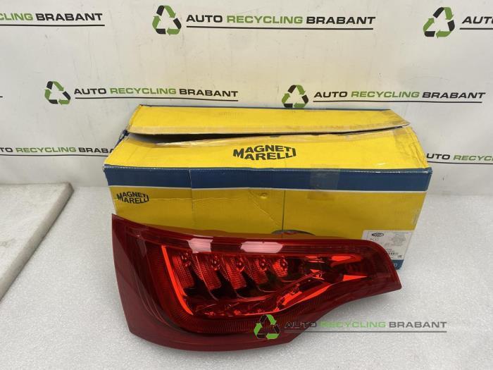 Feu arrière gauche d'un Audi Q7, Autos : Pièces & Accessoires, Éclairage, Utilisé, 3 mois de garantie, Enlèvement ou Envoi