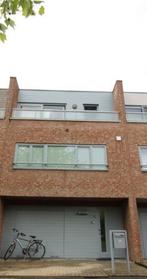 Bel-etage mooi en rustig gelegen Izegem, Immo, Izegem, Overige soorten, Tot 200 m², 3 kamers