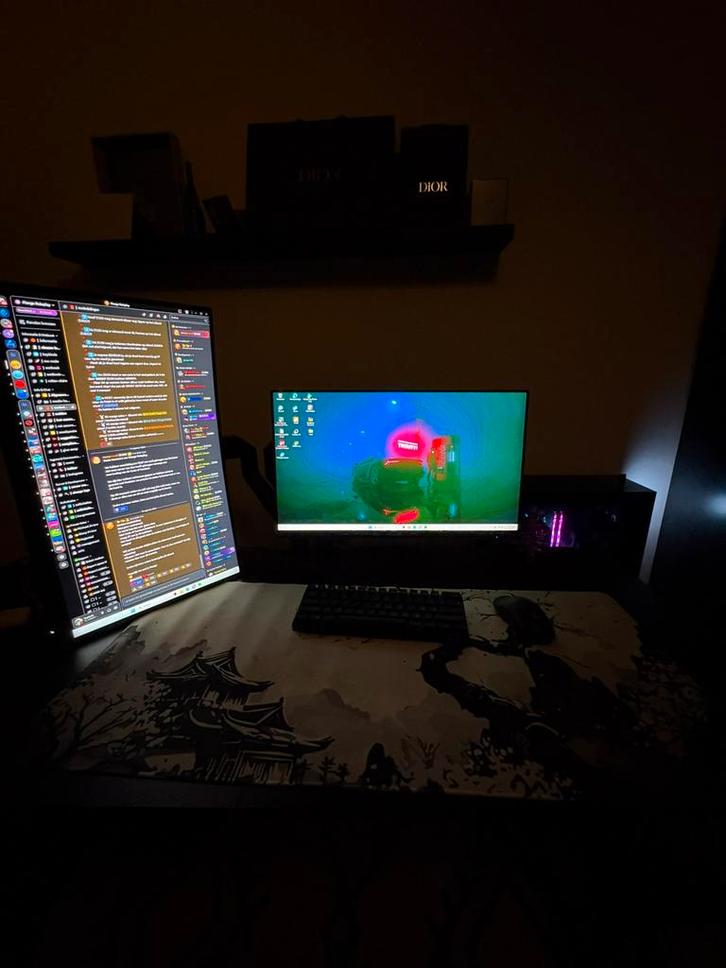 Gaming pc RTX 3060 Ti + monitoren, Games en Spelcomputers, Games | Pc, Zo goed als nieuw, Overige genres, 3 spelers of meer, Vanaf 16 jaar