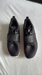 Nike sportschoenen, Kleding | Dames, Schoenen, Nike, Ophalen of Verzenden, Zo goed als nieuw, Sportschoenen