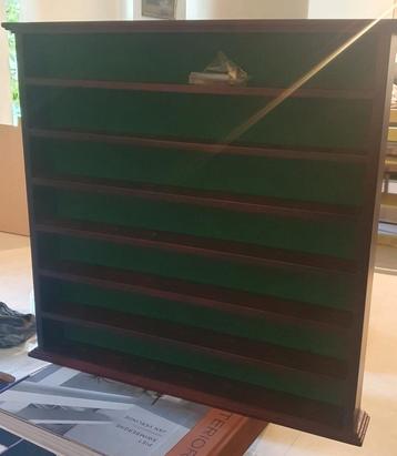 Golfballen display - verzamelkast - hout/vilt - 49 ballen beschikbaar voor biedingen