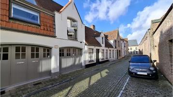 Appartement te huur in Brugge, 2 slpks disponible aux enchères