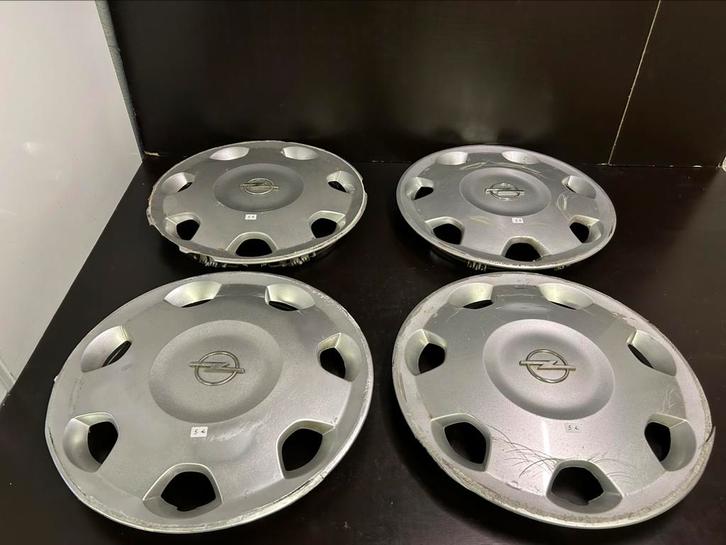 4 Opel Corsa Combo Astra 14" wieldoppen, Auto diversen, Wieldoppen, Gebruikt, Ophalen of Verzenden