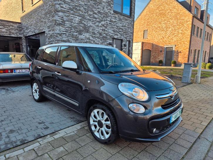 Fiat 500L 2013 1ste eig. 102.000kms EURO5 1.6Diesel 7zits AC, Auto's, Fiat, Bedrijf, Te koop, 500L, ABS, Airbags, Airconditioning